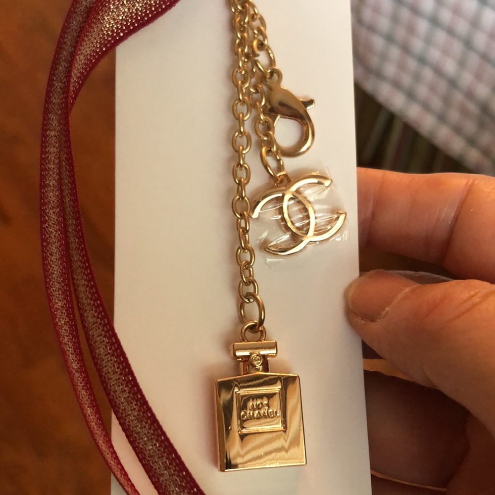 Chanel Beaute Keychain bag Charm